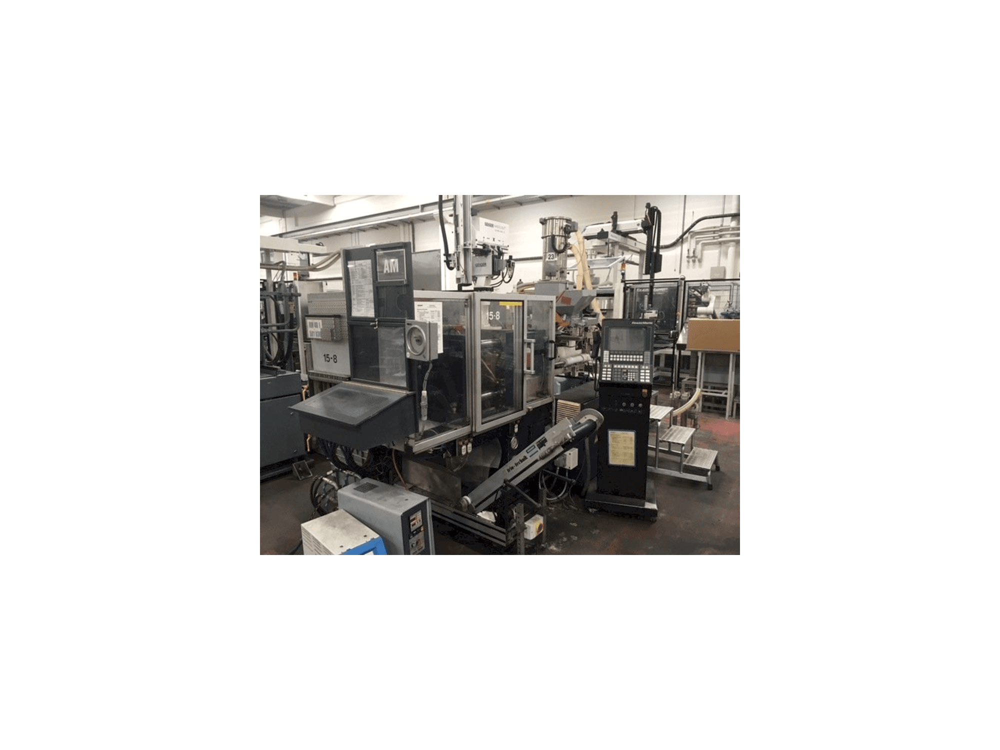 Vista frontale della macchina Krauss Maffei 40-135 C2