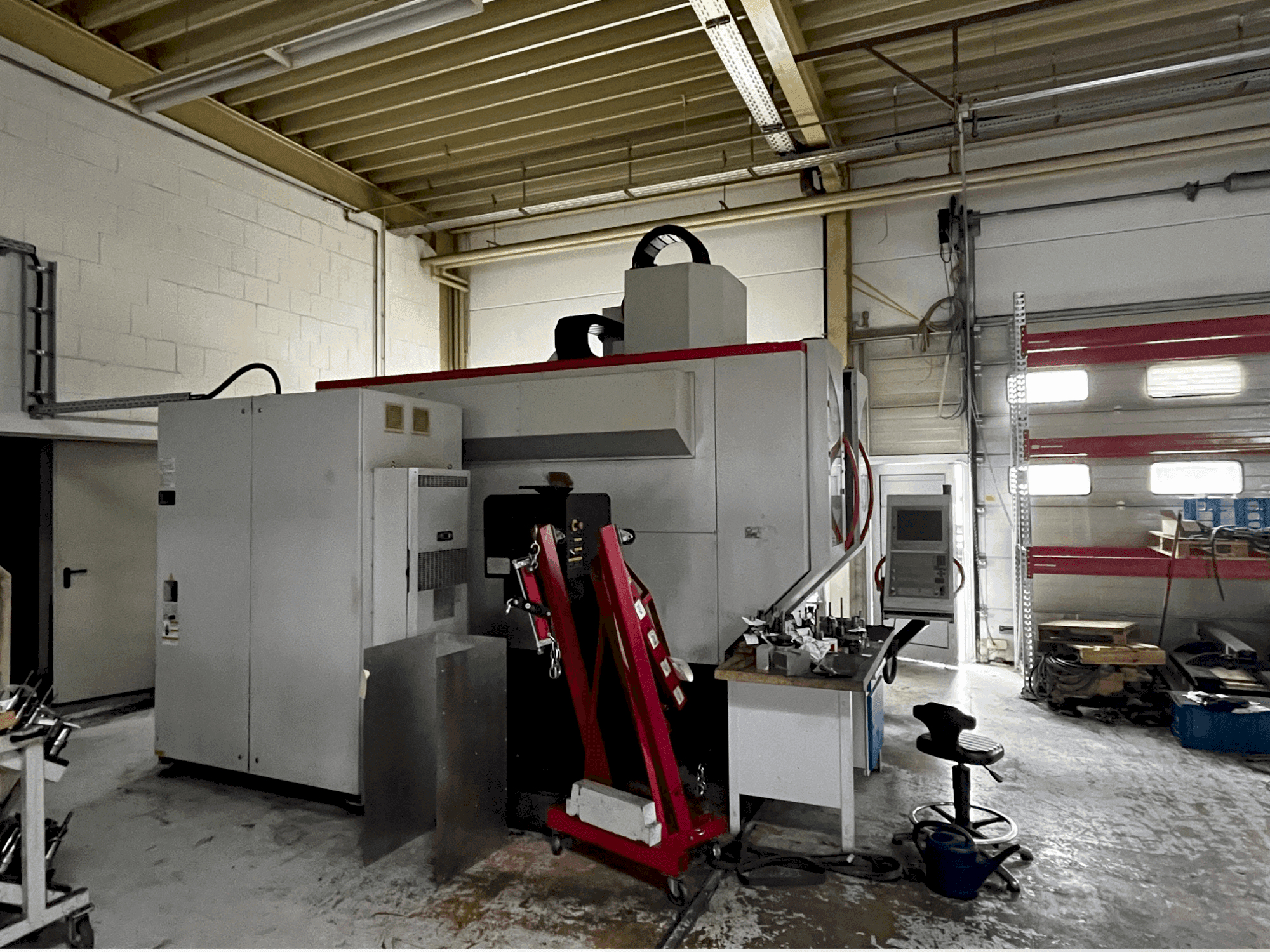 Vista frontale della macchina POSmill H800 U