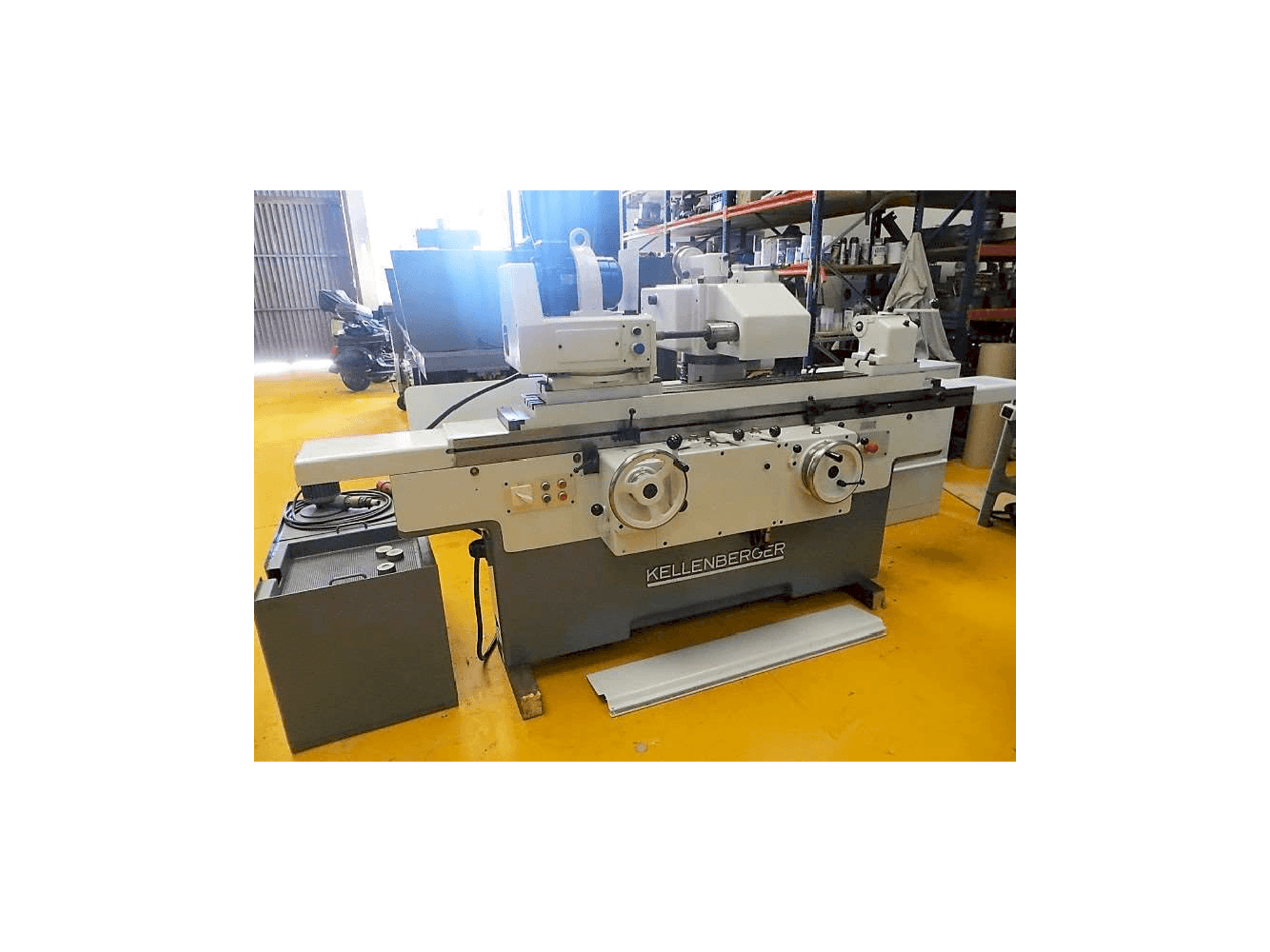 Vista frontale della macchina KELLENBERGER 1000 U