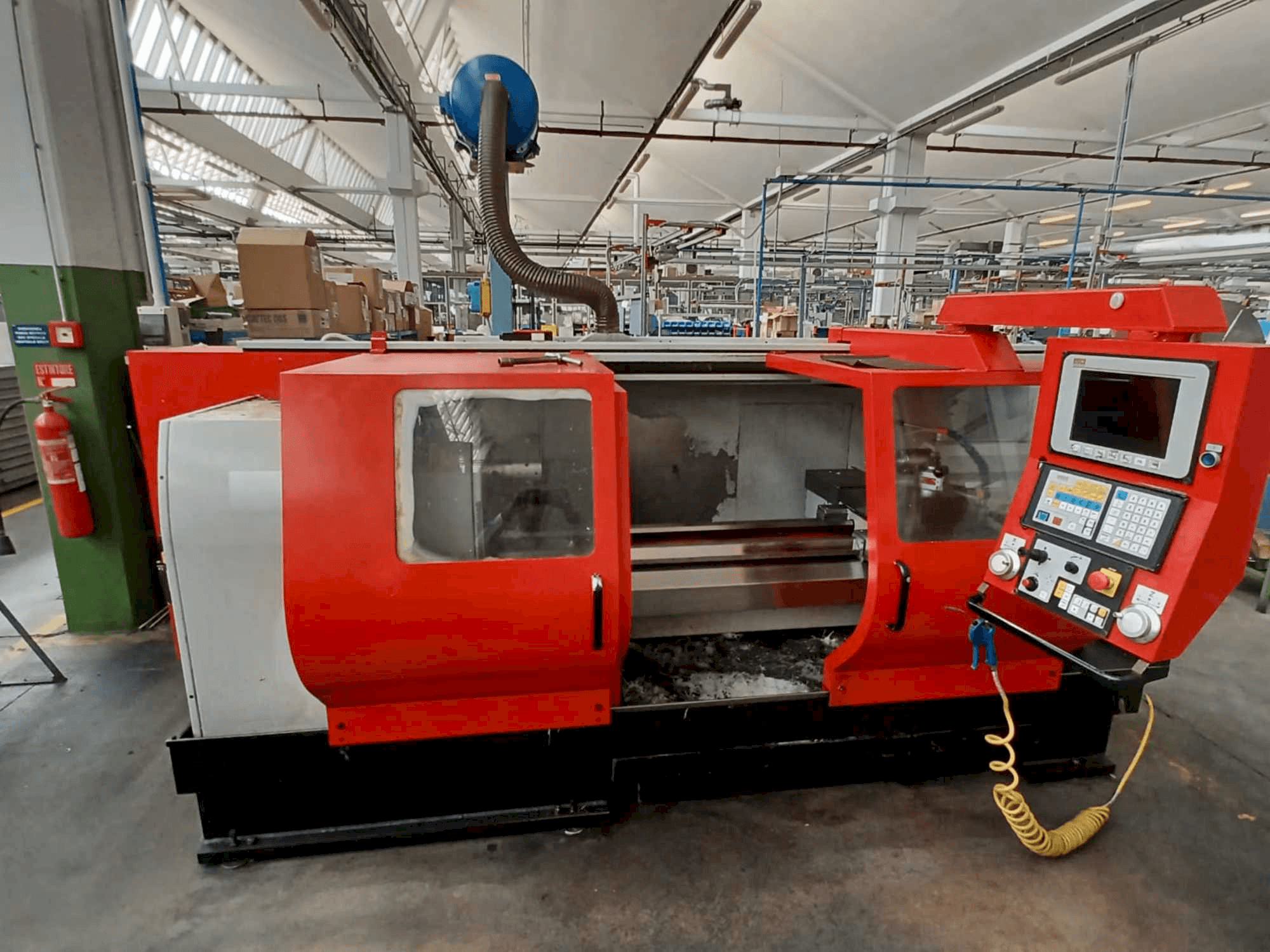 Vista frontale della macchina EMCO PADOVANI LABOR E260