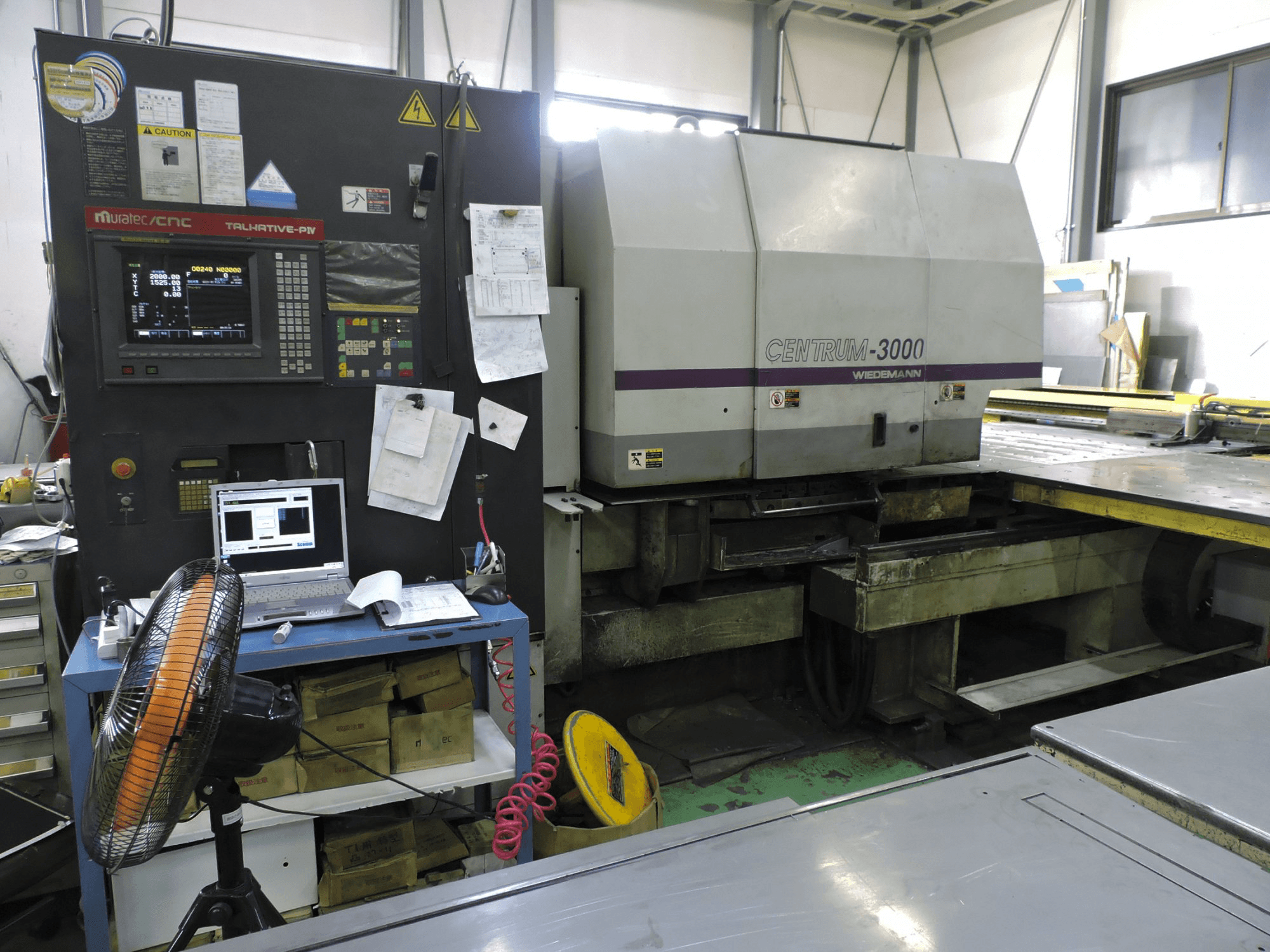 Vista laterale sinistra 1 della macchina Murata Wiedemann C-3000
