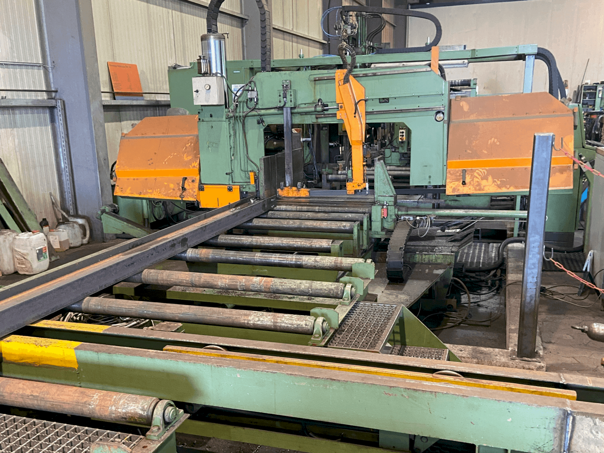 Vista frontale della macchina MEBA 560 DG-1000 + PEDDINGHAUS TDK 1000 /9P