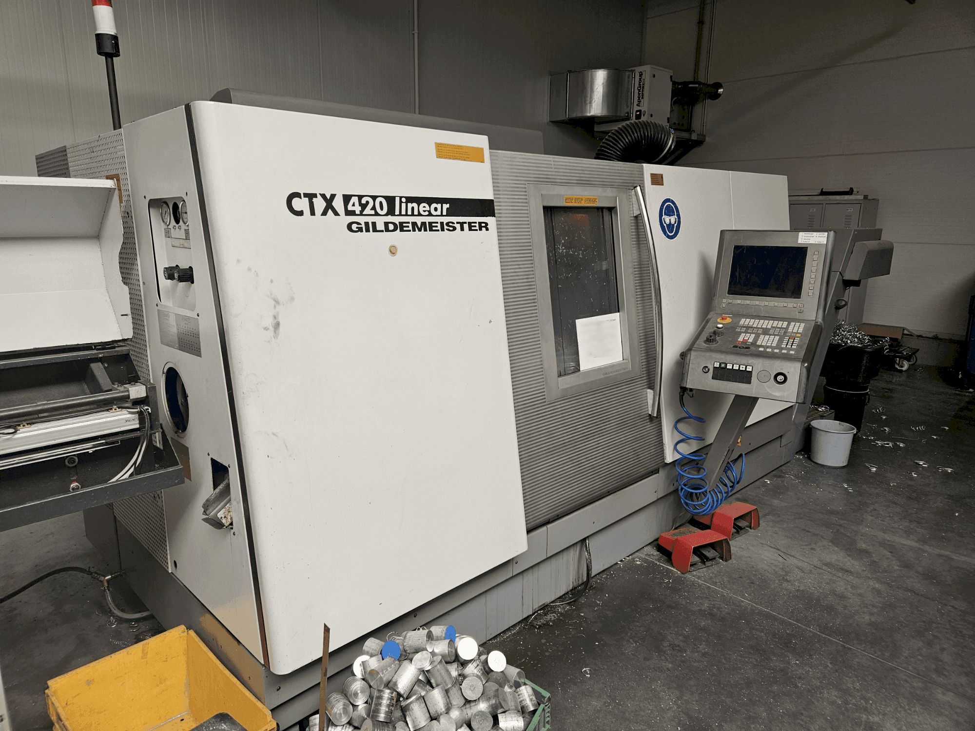Vista frontale della macchina Gildemeister CTX 420 Linear