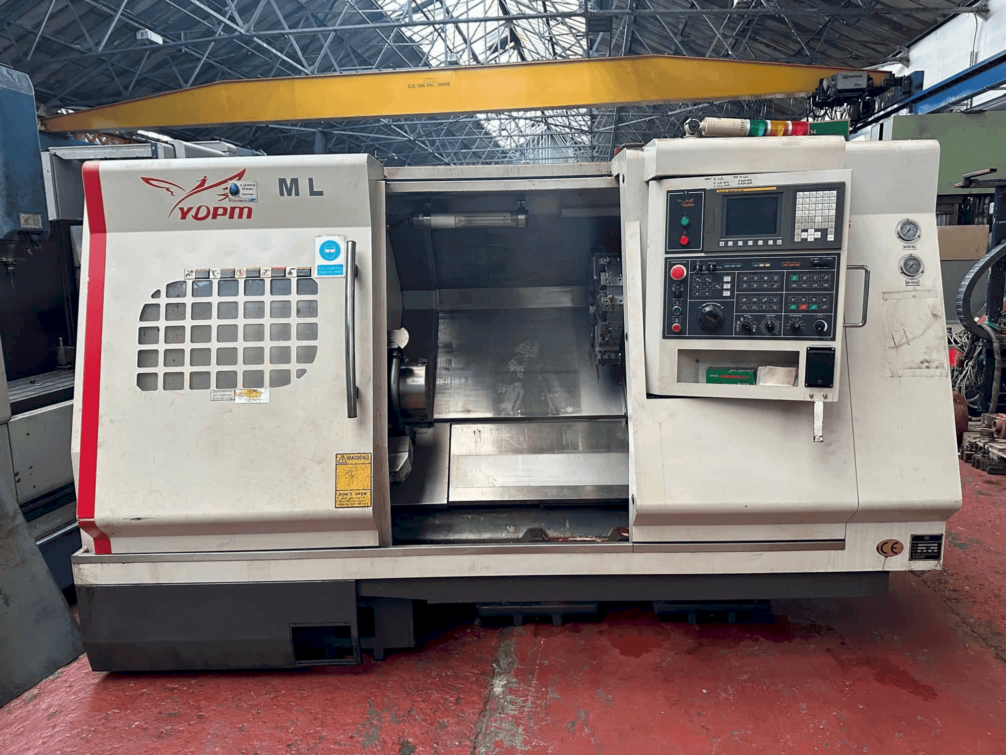 Vista frontale della macchina Yang ML-300