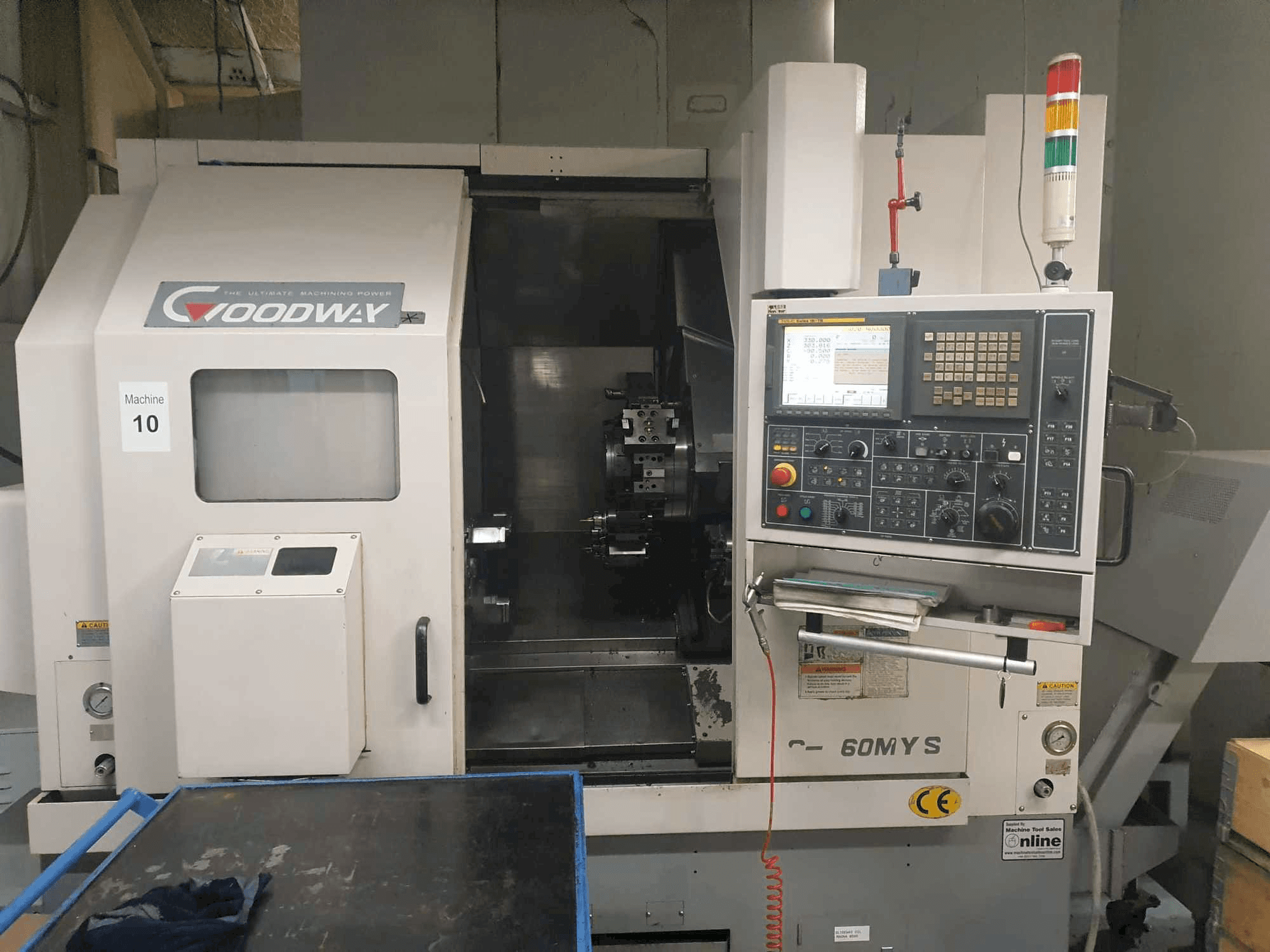 Vista frontale della macchina Goodway GS-260MYS
