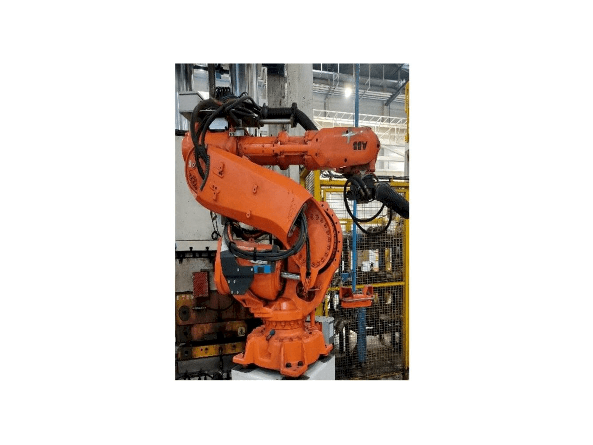 Vista frontale della macchina ABB IRB 6640-185/2.8